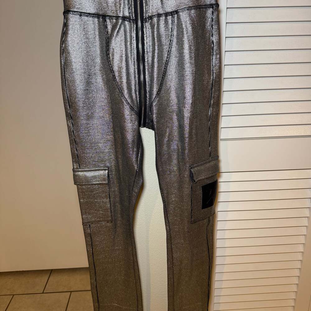 Tordrobes Chrome U-Zip Pants
